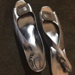 J. Renee woman size 8